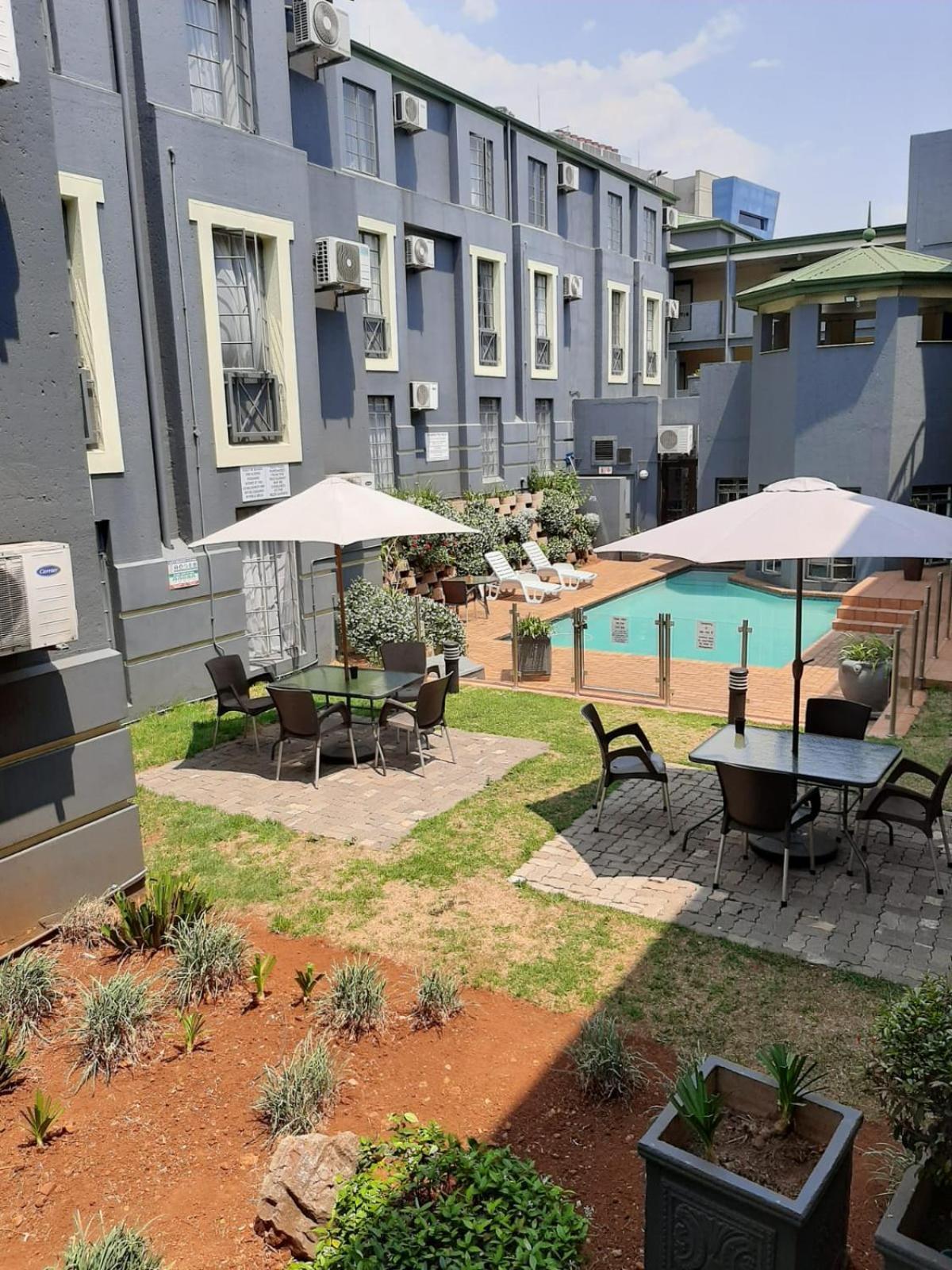 Airport Inn And Suites Edenvale Exterior foto